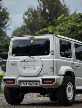 Tấm mai rùa cửa cốp cho Suzuki Jimny - Thay thế lốp dự phòng